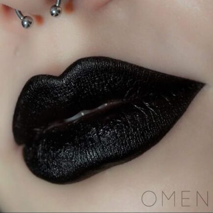 black lipstick