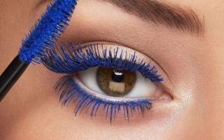 blue mascara
